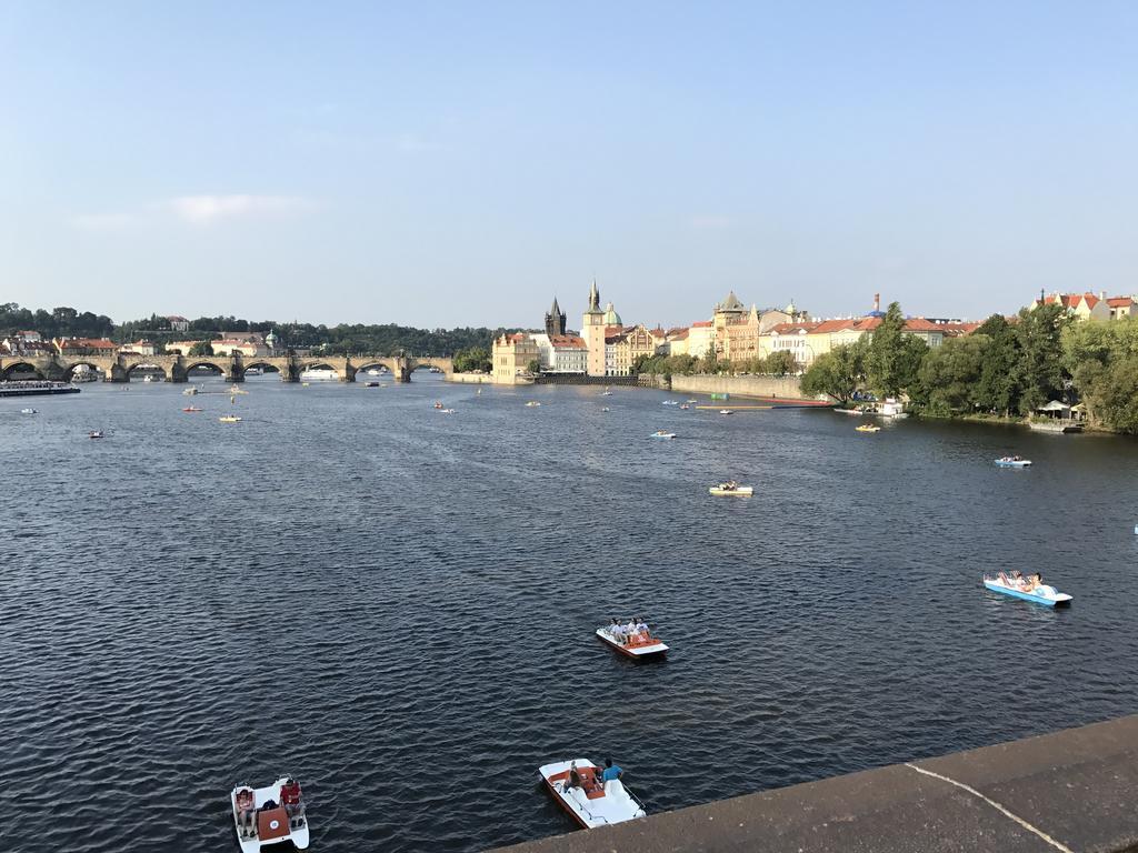 Luxury Apartment Spalena Prag Exteriör bild