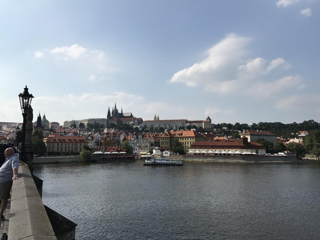 Luxury Apartment Spalena Prag Exteriör bild