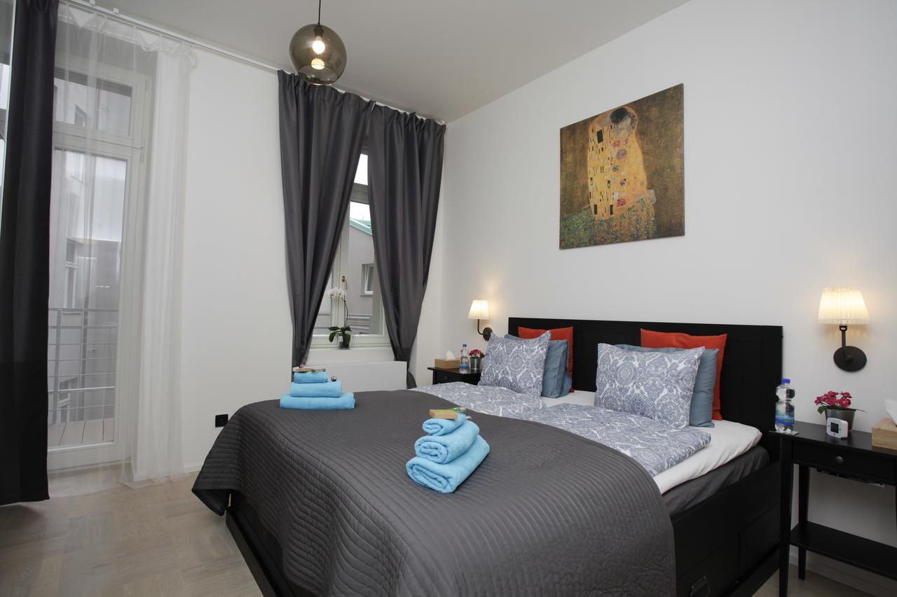 Luxury Apartment Spalena Prag Exteriör bild