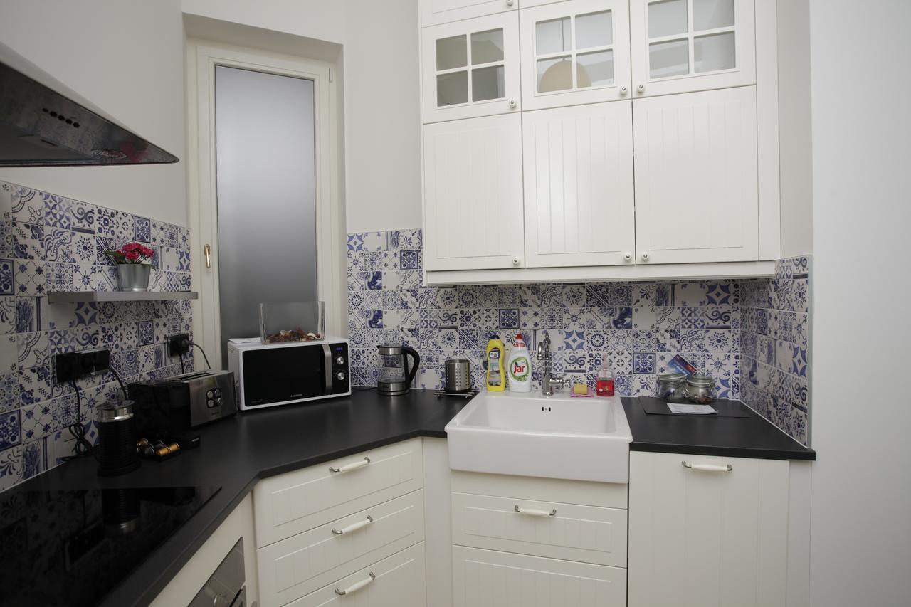 Luxury Apartment Spalena Prag Exteriör bild