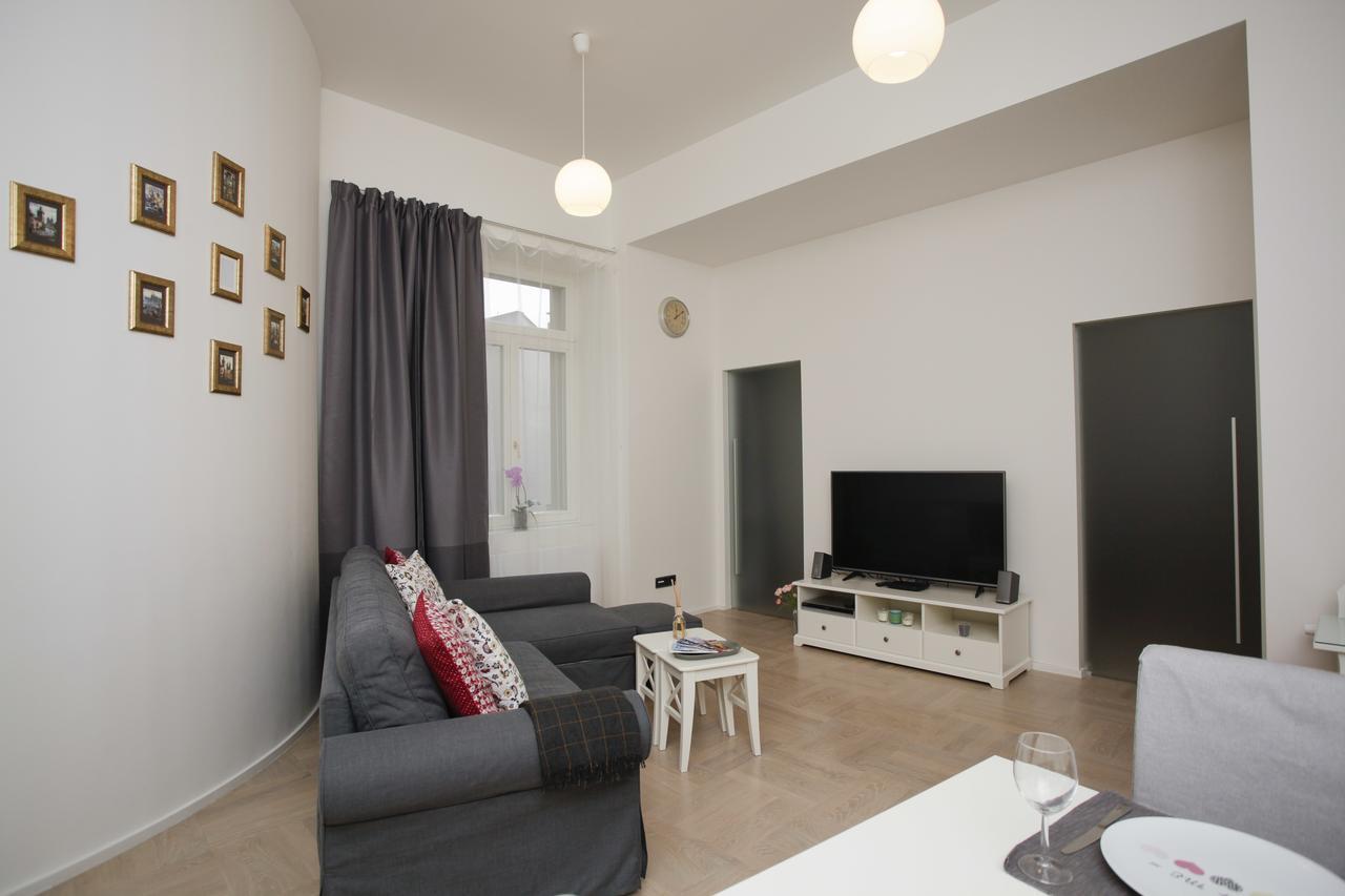 Luxury Apartment Spalena Prag Exteriör bild
