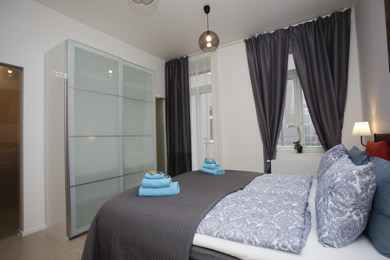 Luxury Apartment Spalena Prag Exteriör bild